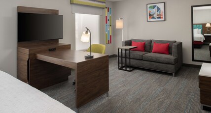 Hampton Inn & Suites by Hilton Seattle-Airport/28th Ave Room Type - 1 KNG STUDIO SUITE NOSMOKE