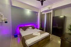 Aviora Heights Homestay | Near ISBT Lokhra