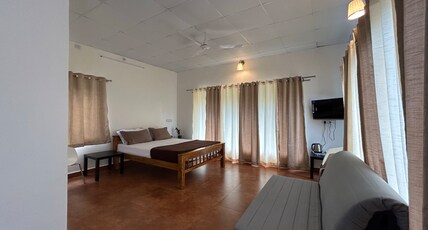 ACRE5 Homestay Room Type - Deluxe A/c room