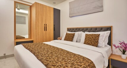 Drizzle Resort With Swimming Pool Near Mapro Garden Room Type - Standard Room With Balcony