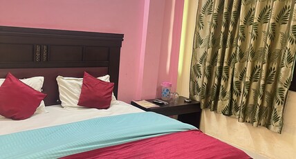 Janki Hotel and Restaurant Room Type - Deluxe rooms