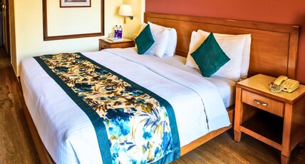 Acron Candolim Regina Room Type - Luxury Room with Balcony