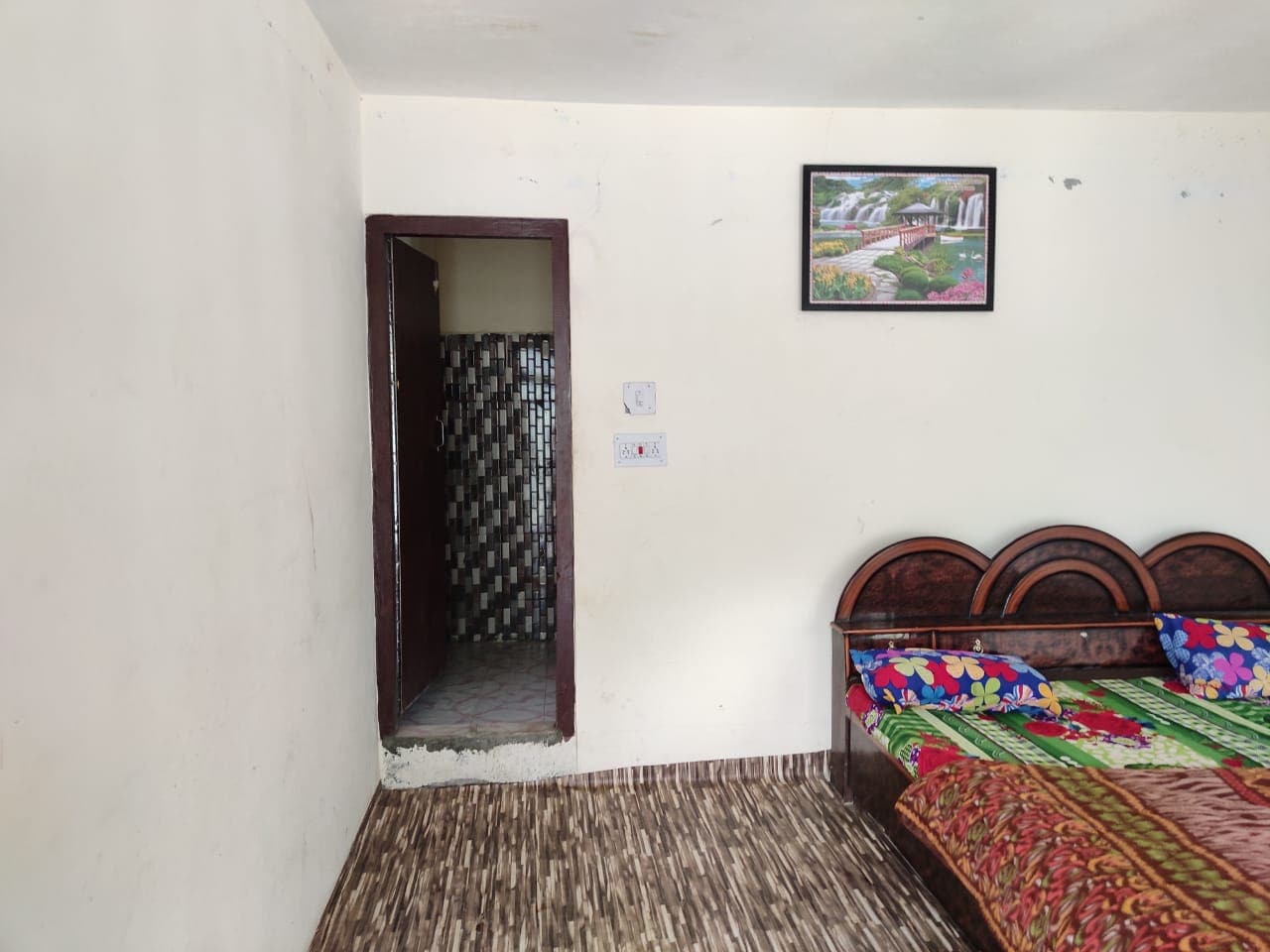 ADITYA GUEST HOUSE - Tap to explore photos