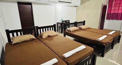 Athirapilly Inn Room Type - 4-Bed Mixed Dormitory Room