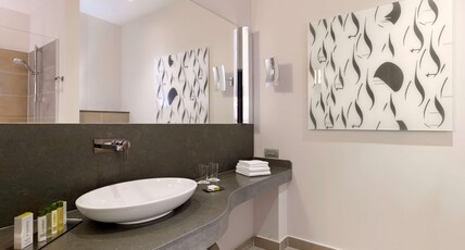 DoubleTree by Hilton Hotel Oradea Room Type - TWIN GUEST ROOM