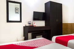 Capital O 664 Romance Hotel