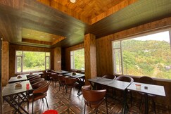 The Himalayan Kitchen - Cafe & Rooms
