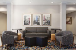 Hampton Inn and Suites Tampa North