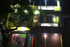 HOTEL BLUE HEAVEN