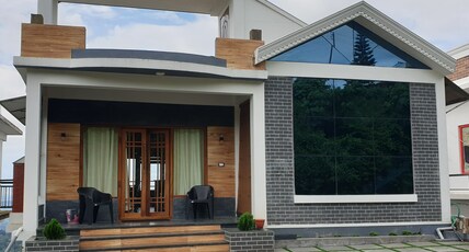 Seekend Holidays Munnar Room Type - Delux King Suit