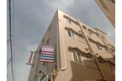 FabHotel Dhaya Grand Inn
