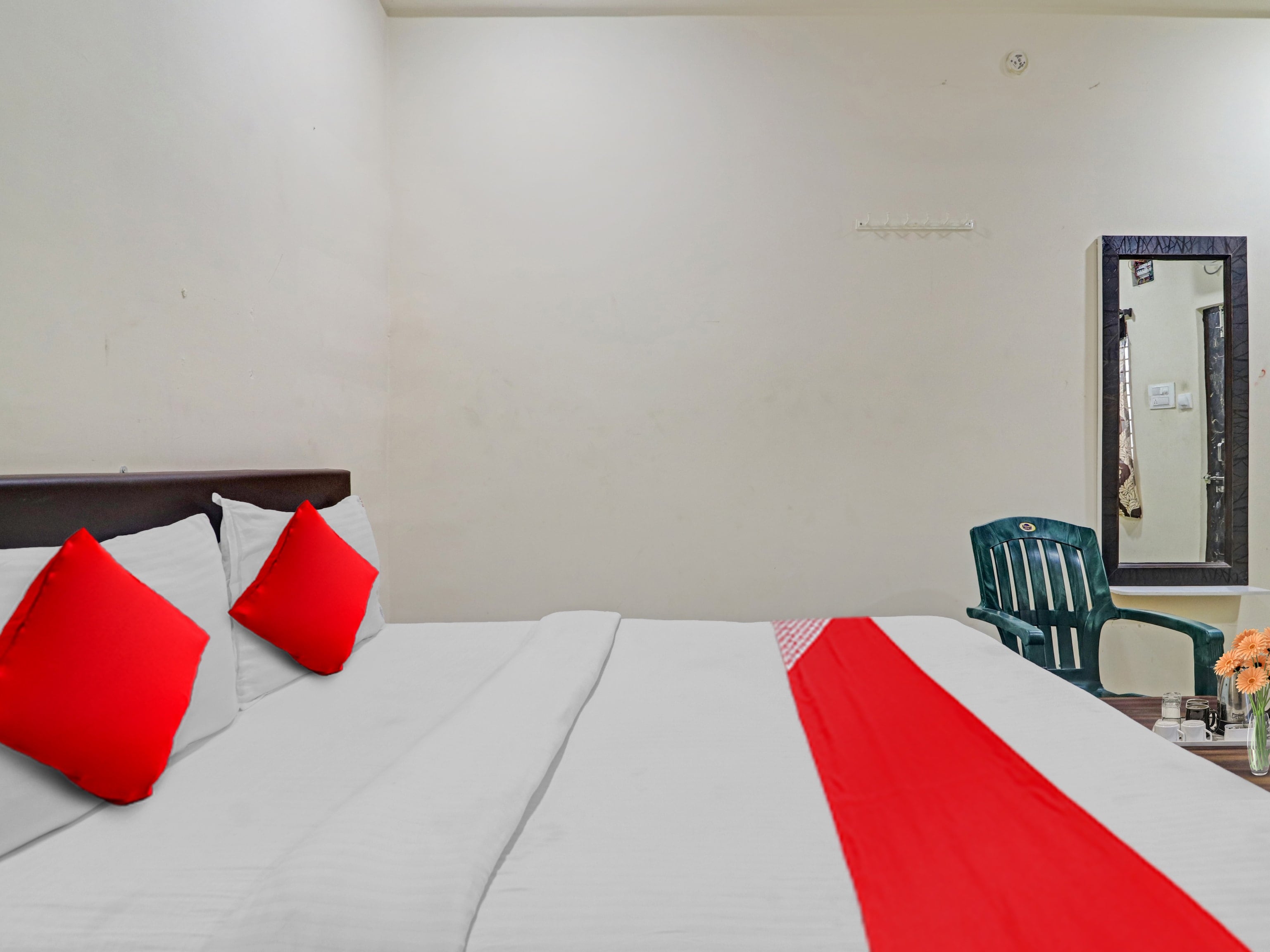 Hotel O Rks Residency - Tap to explore photos
