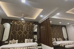 Hotel Seeta Since 1965 | 30 seconds walk to Golden Temple