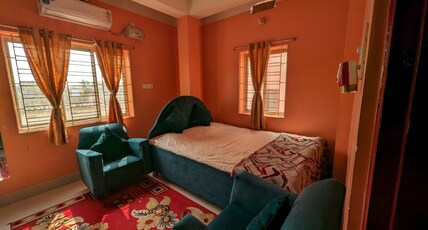 Veda Homestay (Self-Checkin) Room Type - Room With king size bed & Free Wi-Fi Veda Homestay (Self-Checkin) Room Type - Room With king size bed & Free Wi-Fi
