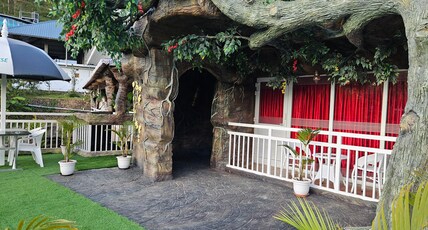 S & B Boutique Homestay Room Type - Superior King Room with Large Balcony