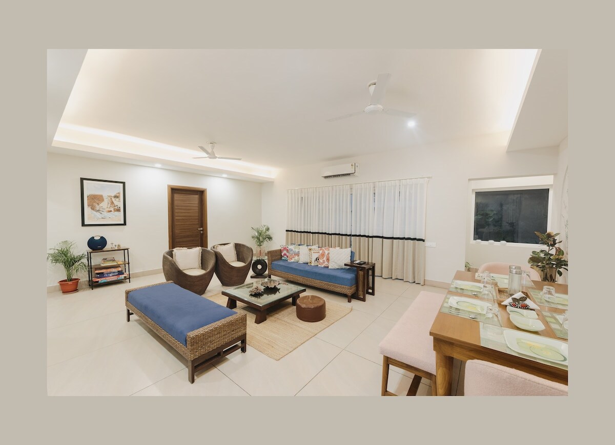 Neer 3bhk apartment near Tapovan - Tap to explore photos