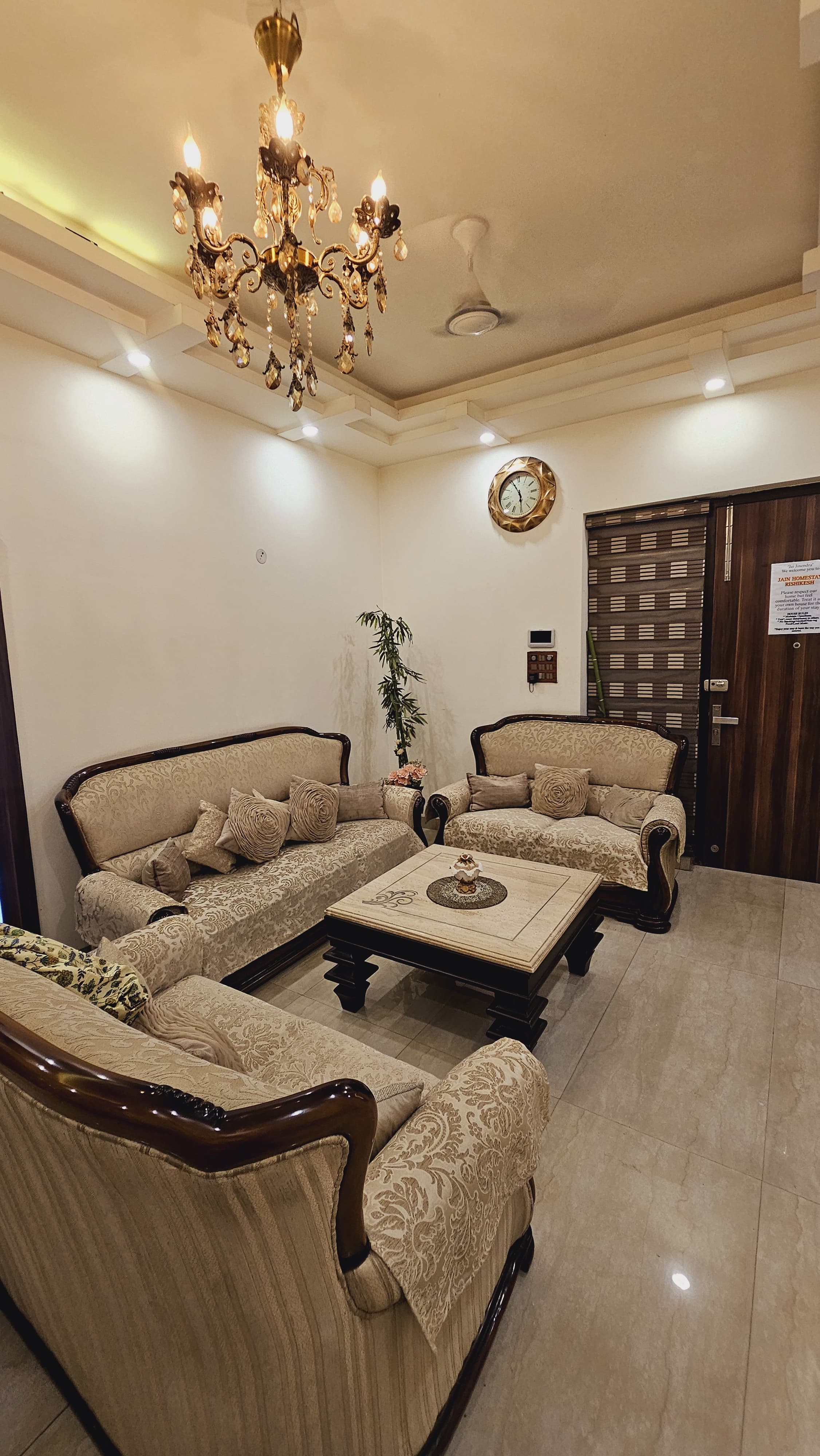 Satvik 3bhk near Triveni Ghat | Centrally Located - Tap to explore photos
