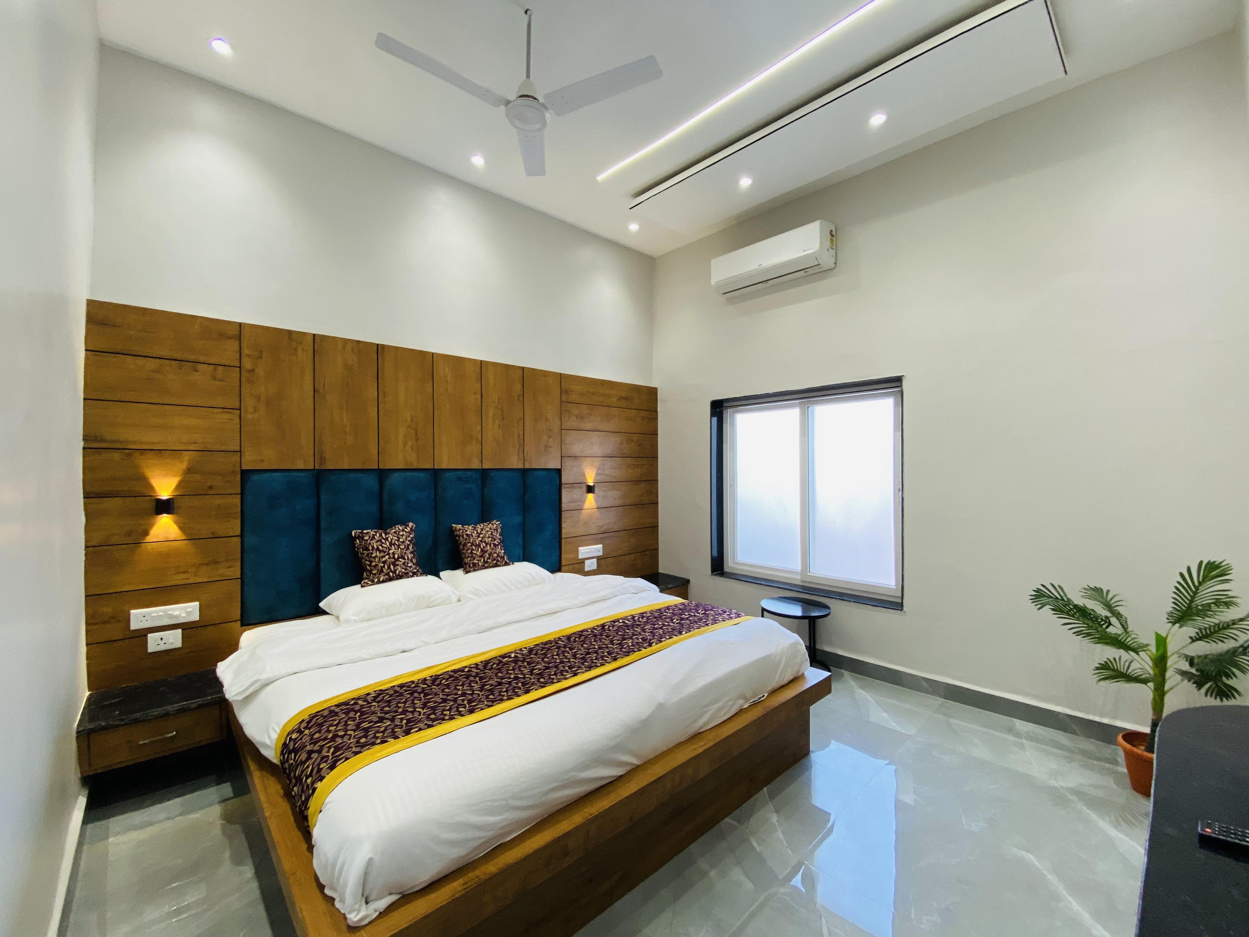 Hotel Gaurav Since 1985 - Tap to explore photos