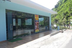 HOTEL PUSPWAN AND RESTAURANT