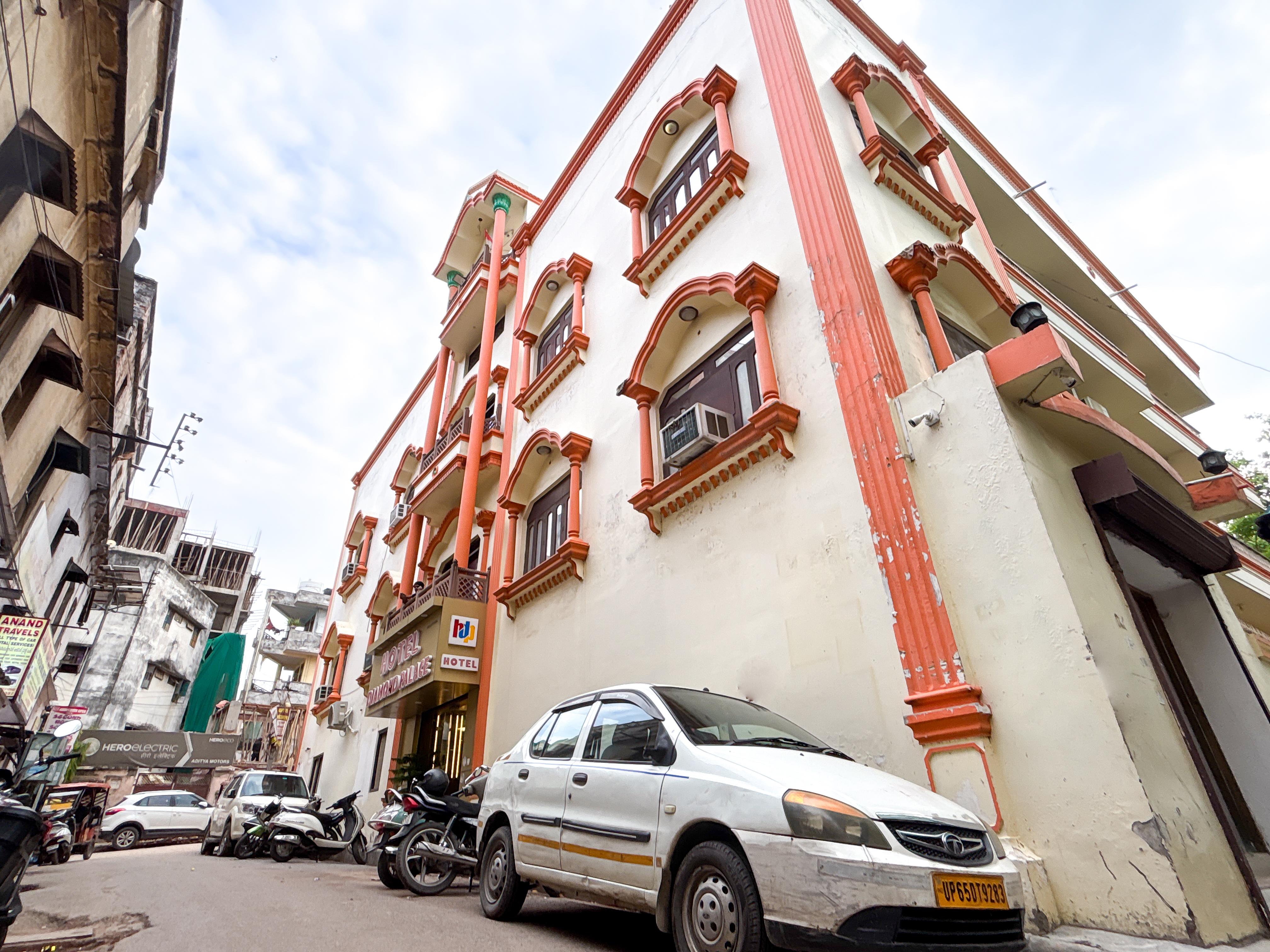 Hotel Diamond Palace - Tap to explore photos