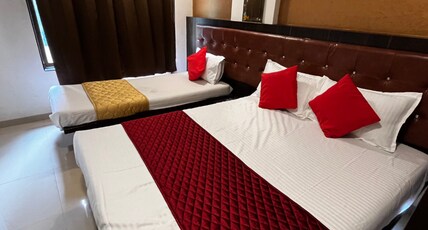 Hotel Borivali Executive Room Type - Deluxe Triple Room