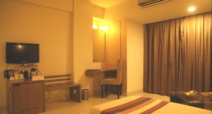 HOTEL THE ELEMENTS Room Type - Deluxe Room Twin Bedded