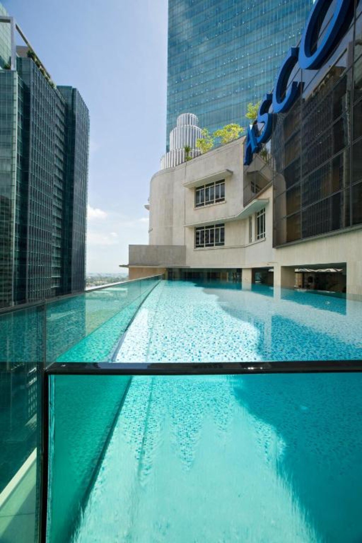 Ascott Raffles Place Singapore - Tap to explore photos