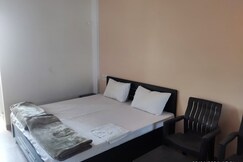 Rooms of Adharshila