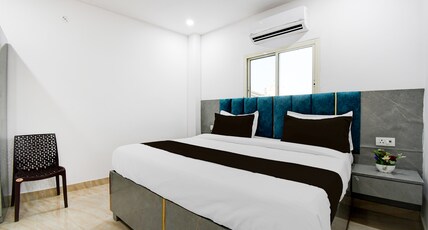 HOTEL O MAHENDRA MG PALACE Room Type - Classic