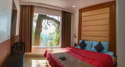 Jasmine Mountain View Retreat - Mall Road Dalhousie Room Type - Mountain View Deluxe Room