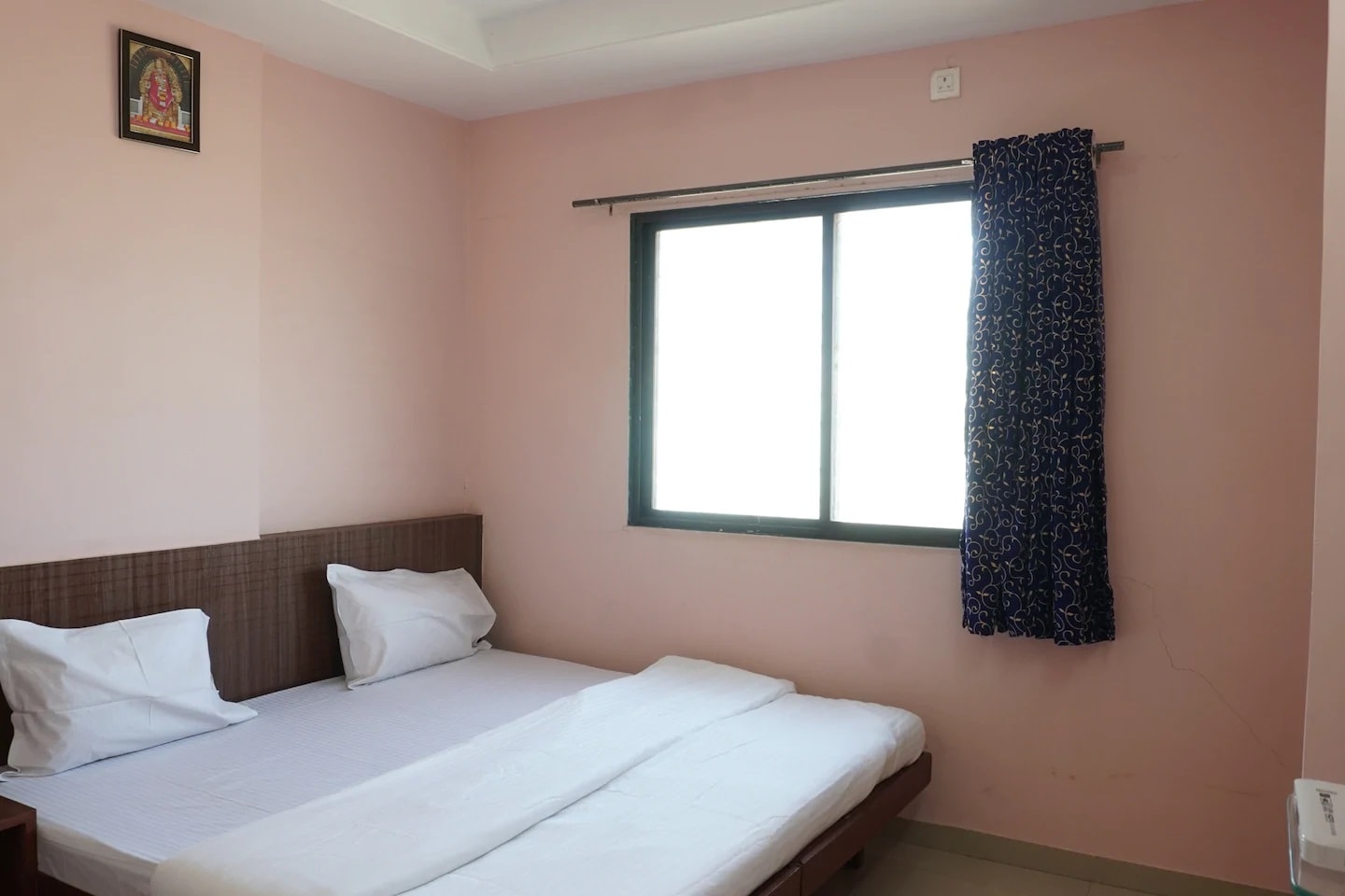 Hotel Brightland (Near Railway Station) - Tap to explore photos