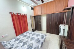 Gayatri Homestay