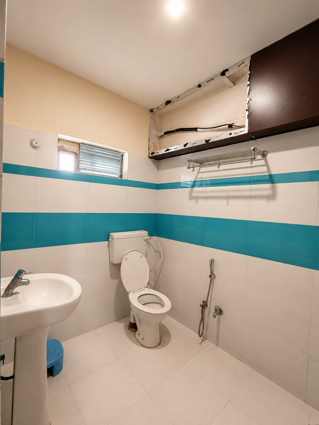 Hotel Shree Satyam - Tap to explore photos