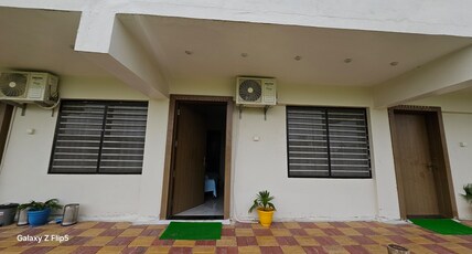 Shree kanha hotel Room Type - Standard single AC room (2)