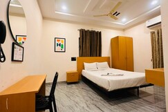 FabHotel Crystal Zee