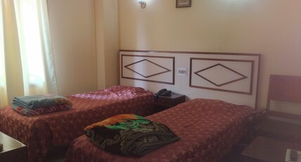 NEW HOTEL ANAND CONTINENTAL Room Type - Superior room NEW HOTEL ANAND CONTINENTAL Room Type - Superior room