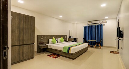 Treebo Arna Residency Room Type - Deluxe Room