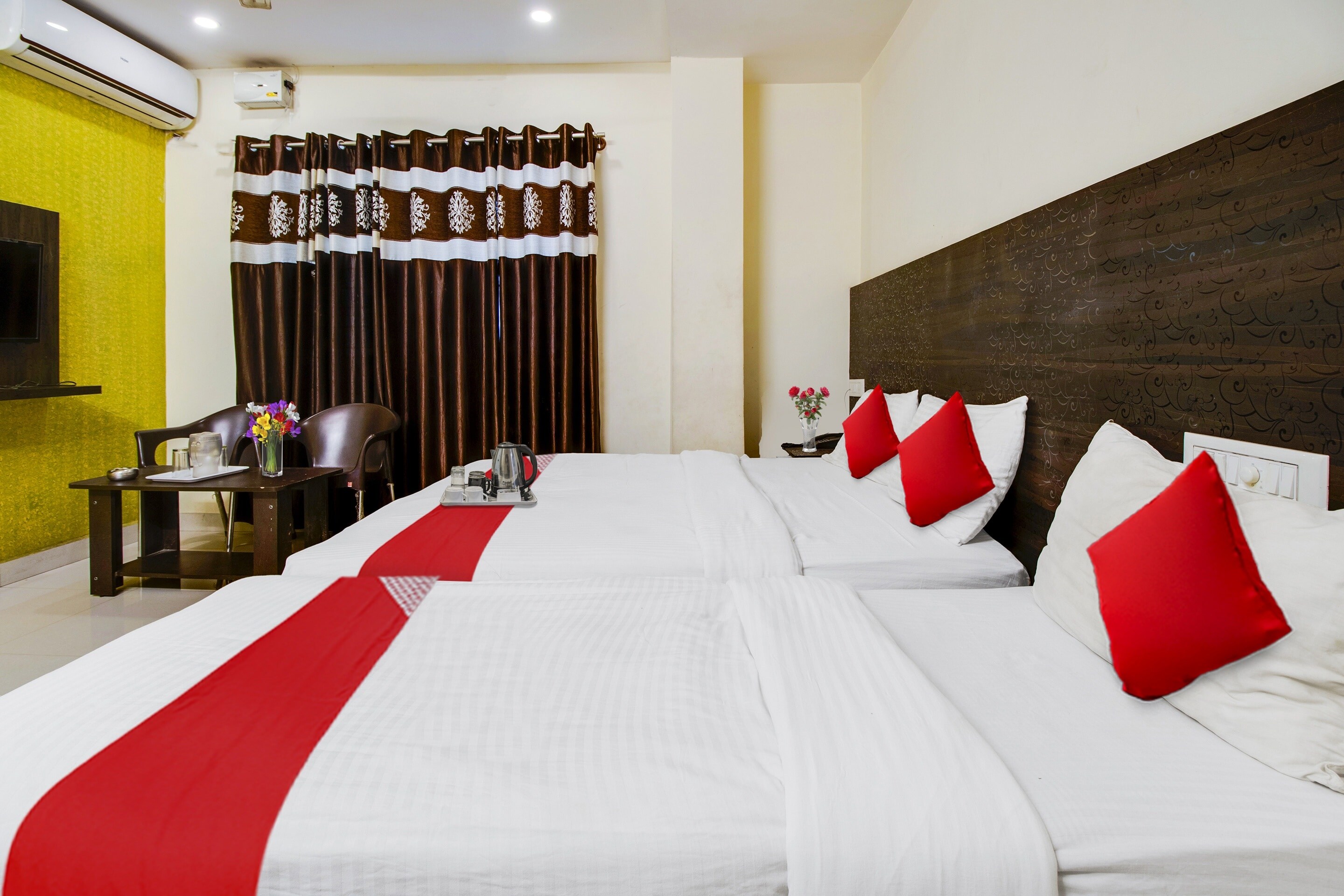 Hotel O Hmr Hotel Near Iskcon Temple Bangalore - Tap to explore photos