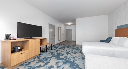 Hampton Inn and Suites Houston Pasadena Room Type - 2 QNS ACCESSIBLE W TUB NS