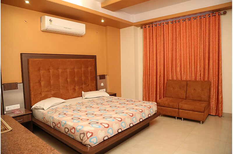 The Mewar Holiday inn - Tap to explore photos