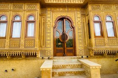 Photos of Hotel Golden Safari