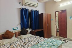 Triple Bond Inn - Thakdari Newtown
