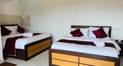 JAI HILL RESORT Room Type - Family Room with hill View