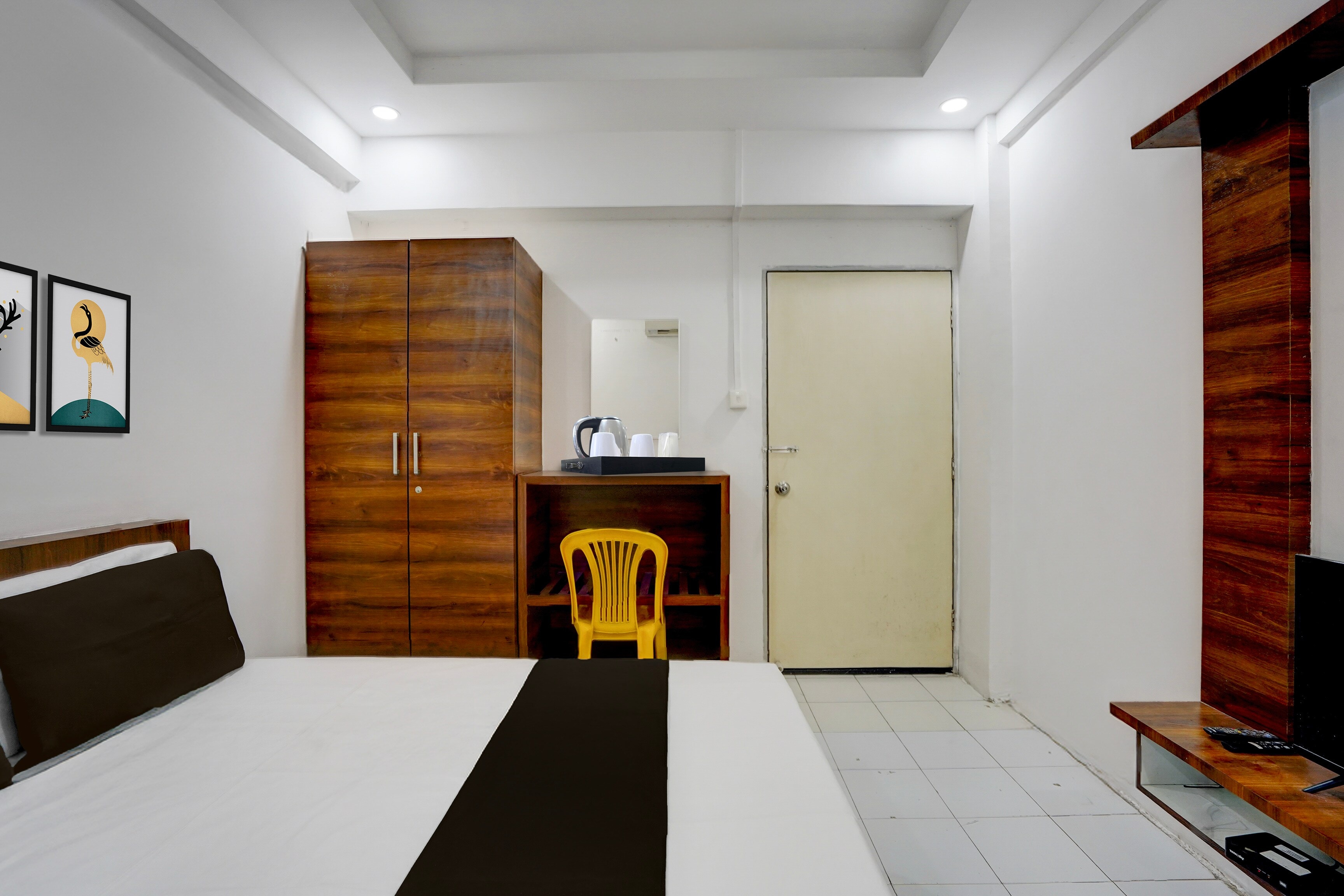 Collection O Warje Pune Formerly Choice Guest house - Tap to explore photos