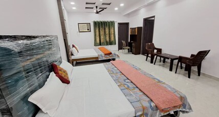 Shivansh Stays | Varanasi Room Type - Deluxe Luxury AC Quadruple Bedroom