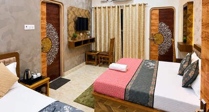 HOTEL THE PUSHPRAJ Room Type - Triple Bed Deluxe room
