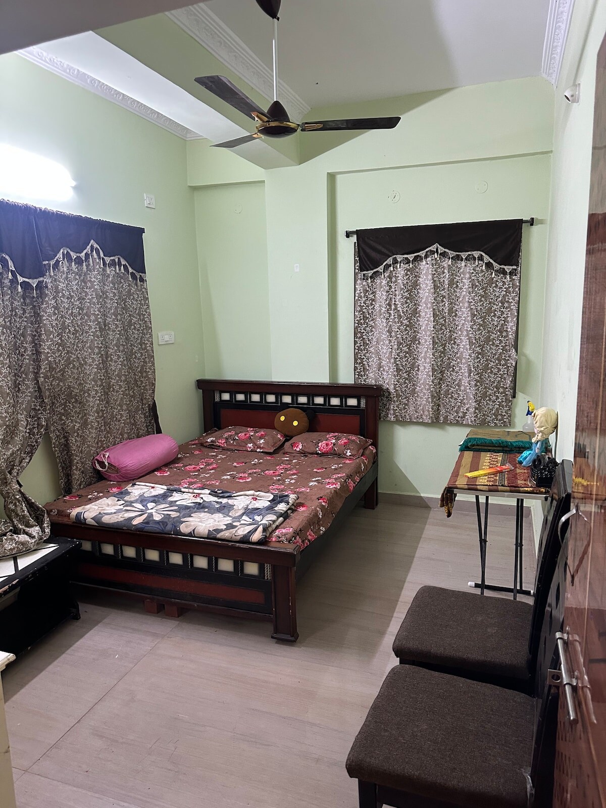3bhk luxury new furnished flat - Tap to explore photos