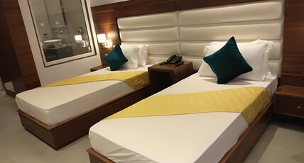 HOTEL HIGHWAY INN Room Type - Super Deluxe Twin Bed Room