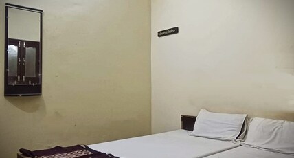 Hotel Saket Saryu Room Type - Balcony Deluxe Room