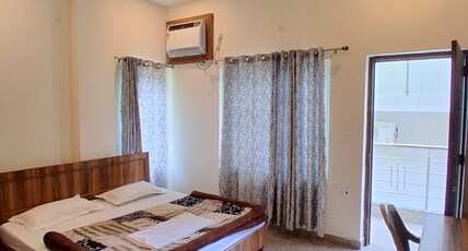 WoodsPicker Room Type - 201